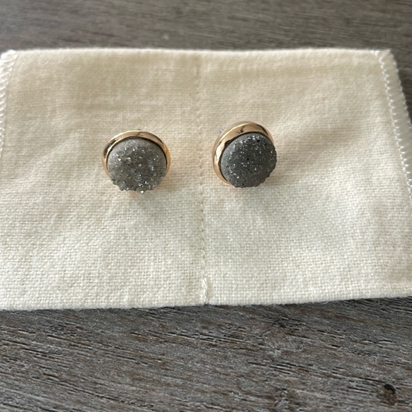 Women’s Gray Drusy Gem Stone and Gold Stud Earrings, Push Back Post - Picture 1 of 4